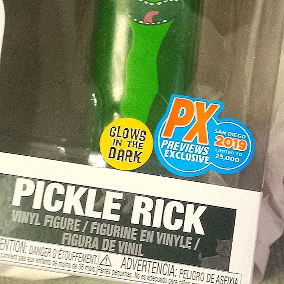 🥒 Limited Pickle Rick Pop Funko Pop 1 in 25k Rare PX Exclusive Glows in the dar - Picture 2 of 5